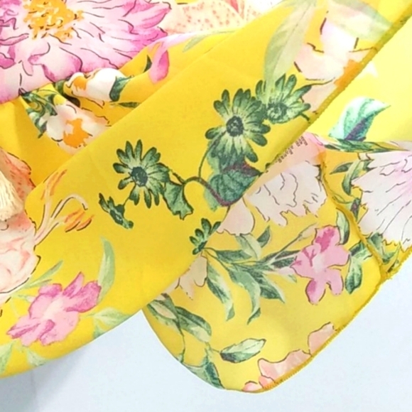EXCLUSIVE ONE YELLOW FLORAL FLUTTER HEM TANK SZ SM - Picture 8 of 11